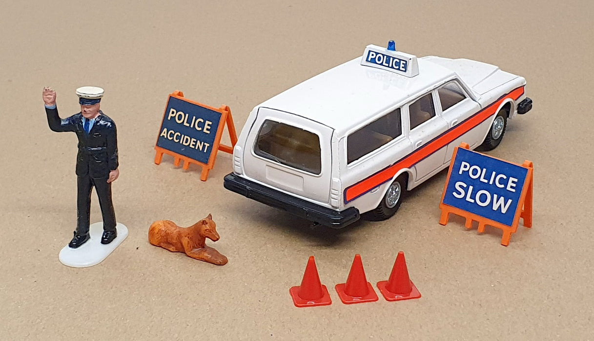 Dinky Toys Original Diecast 243 - Volvo Police Car - White