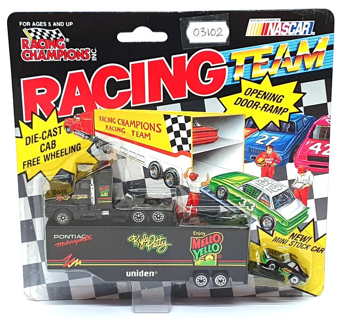 Racing Champions 1/64 Scale 03102 - Pontiac M/Sport Petty Mello Yello Truck