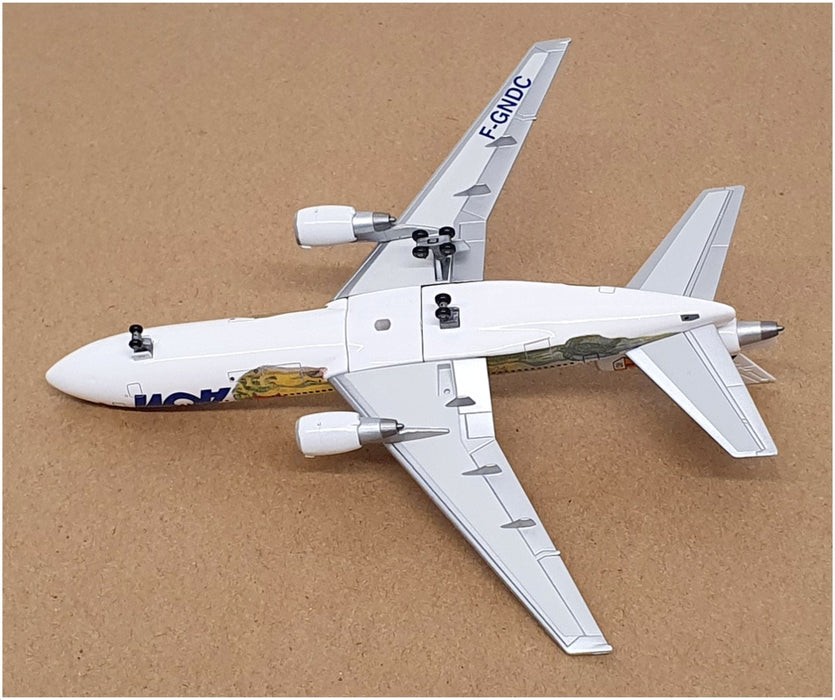 Dragon Wings 1/400 Scale 55328-03 - DC-10-30 Aircraft AOM French Airlines F-GNDC