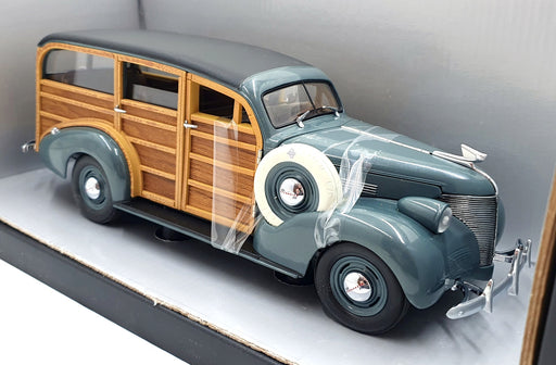 Motor City Classics 1/18 Scale Diecast 70004 - 1939 Chevy Woody Wagon Grey