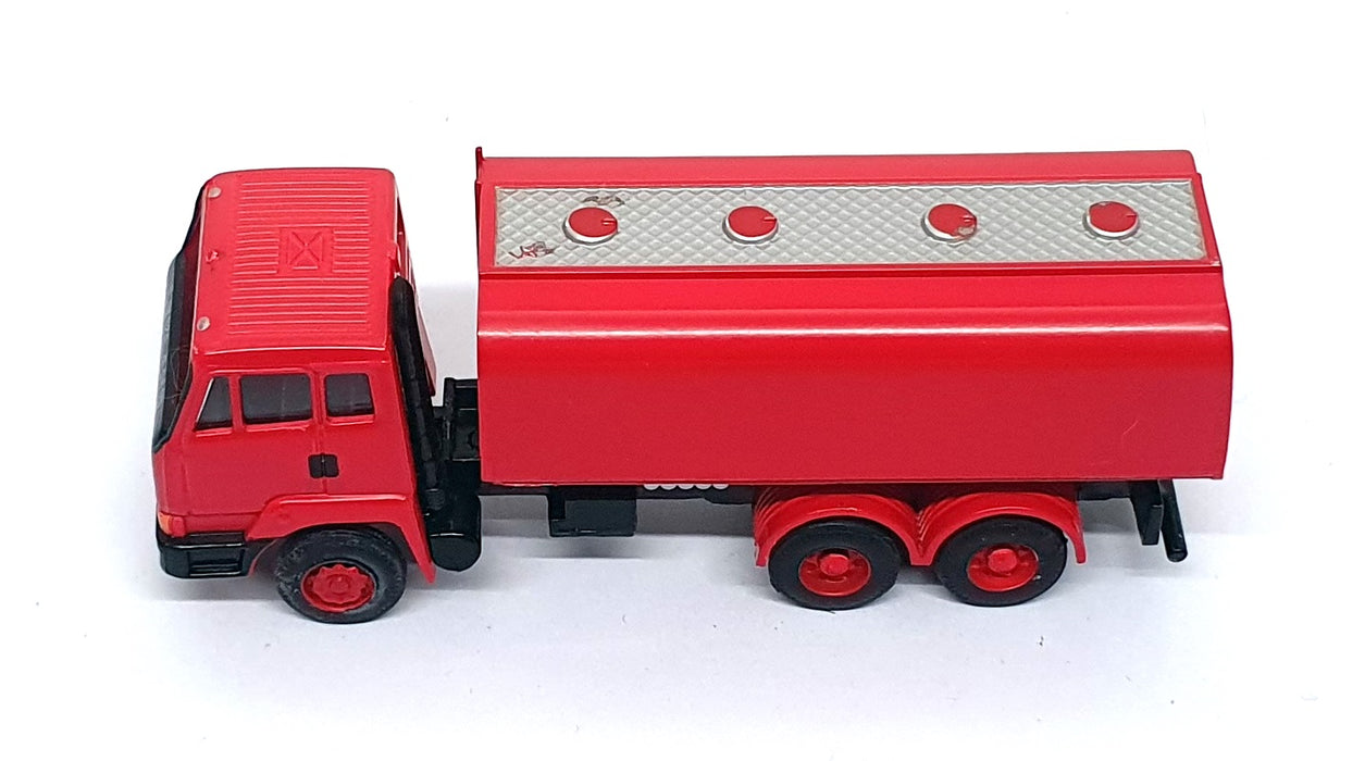 Base Toys 1/76 Scale LR-X16 - Leyland Roadtrain Tanker Truck - Red