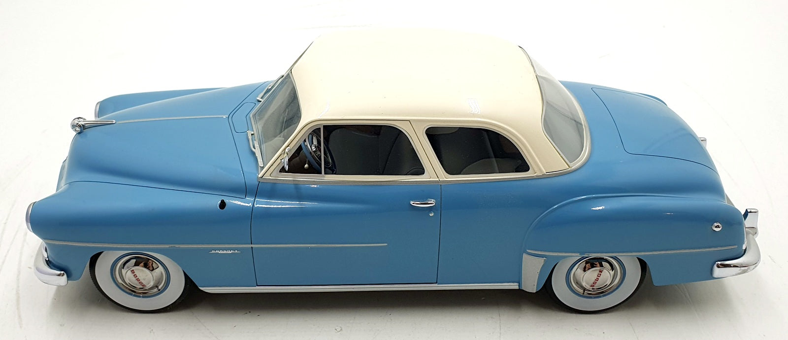 BOS Models 1/18 scale Resin BOS274 - Dodge Coronet Club Coupe - Blue/White