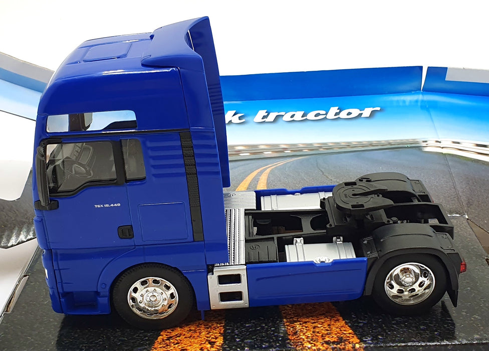 Welly 1/32 Scale 32650S-W - MAN TGX XXL Truck Tractor - Blue