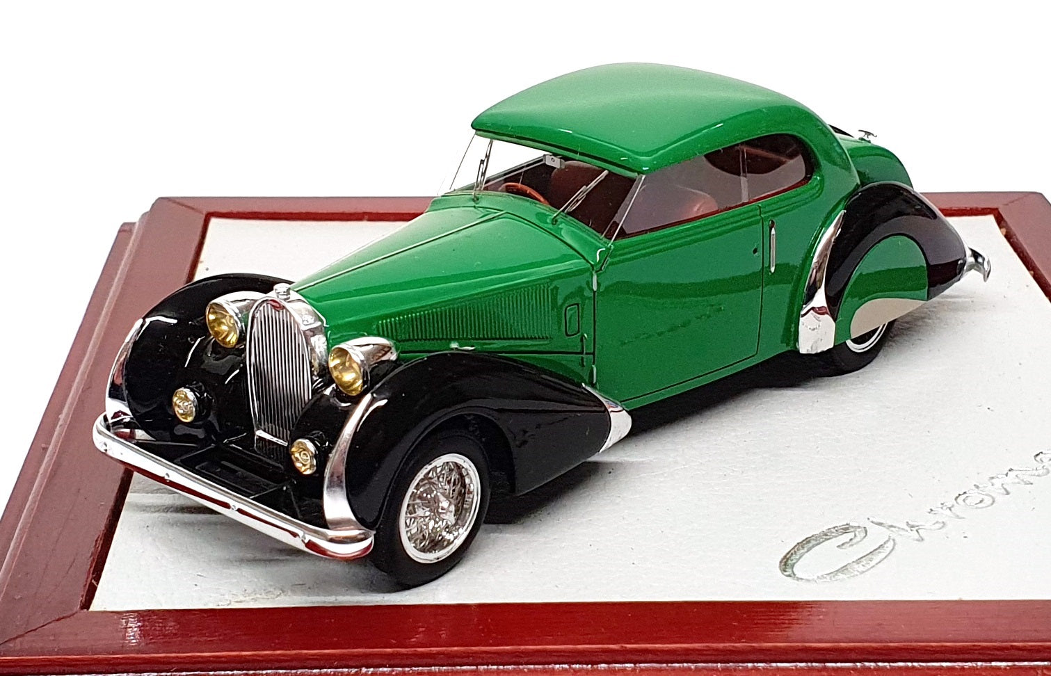 Chromes Ilario 1/43 Scale Chro040 - 1936 Bugatti T57 Labourdette Vutotal Coupe