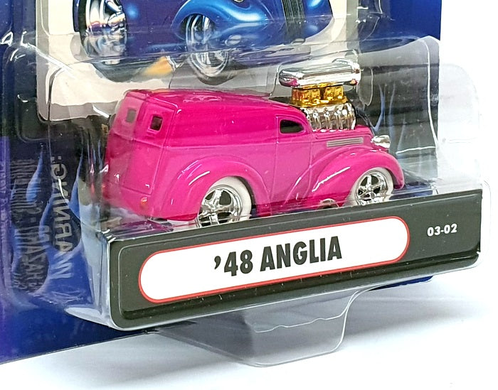 Muscle Machines 1/64 Scale 71161 03-02 - 1948 Ford Anglia Van - Magenta