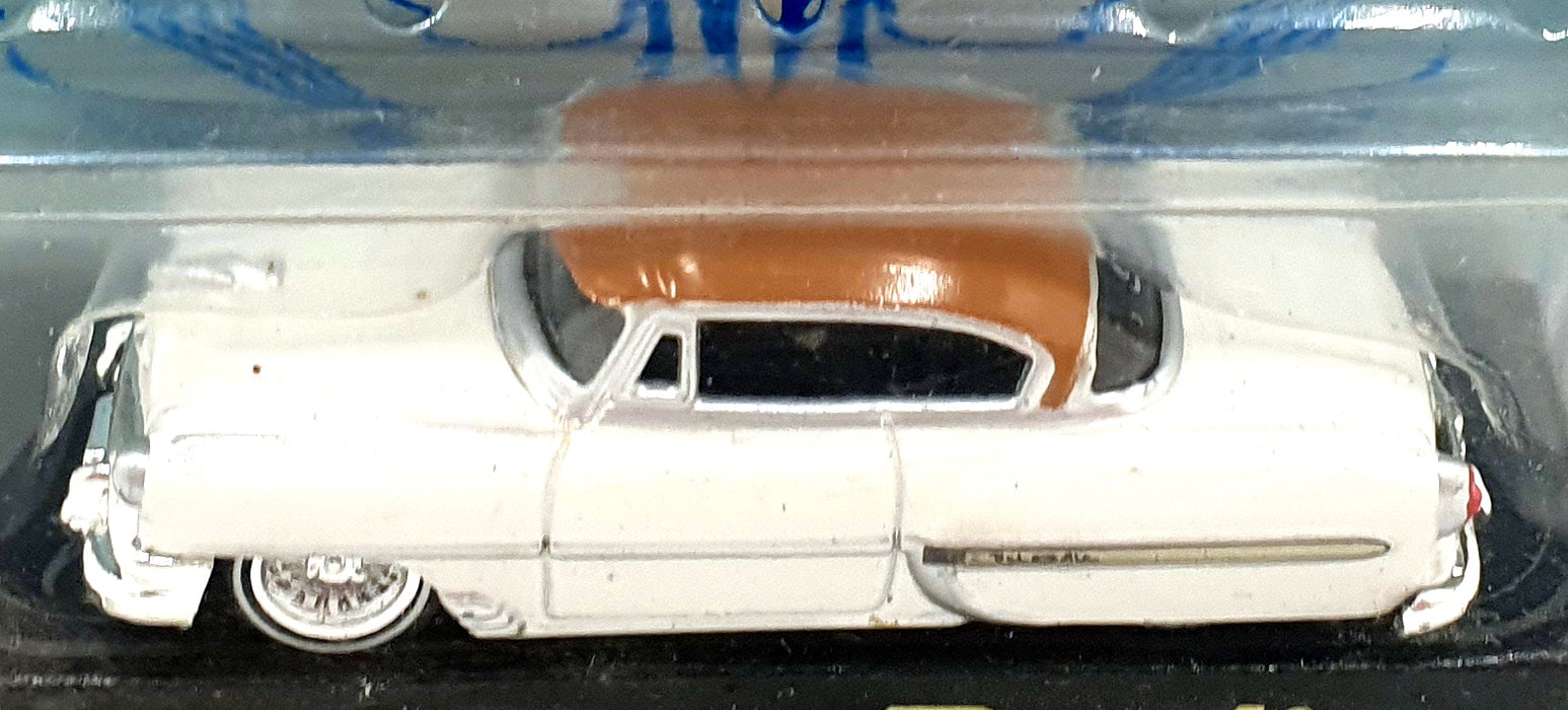 Jada1/64 Scale Diecast 12121 - 1953 Chevrolet Bel Air - White/Tan