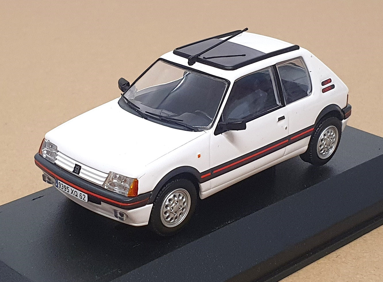 Vanguards 1/43 Scale VA12707B - Peugeot 205 GTI 1.6 - Alpine White