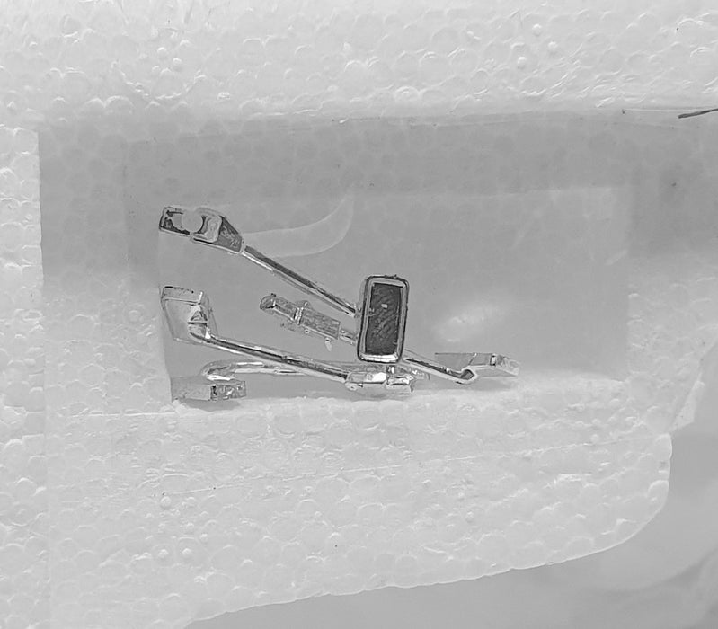 First Gear 1/34 Scale 19-2479 - International KB-8 Bottler's Truck Dr. Pepper