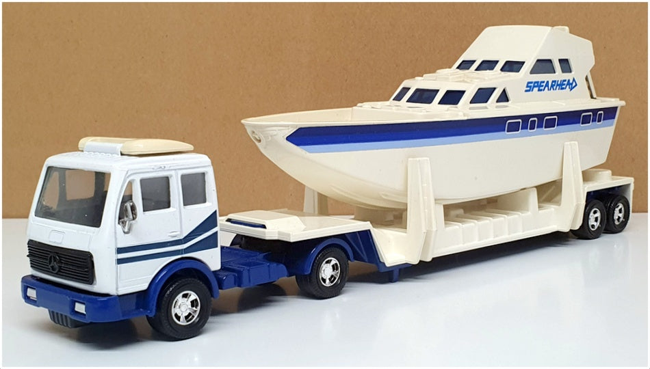 Matchbox 29cm Long K107 Mercedes Benz Transporter With Yacht White/Blue — R.M.Toys Ltd