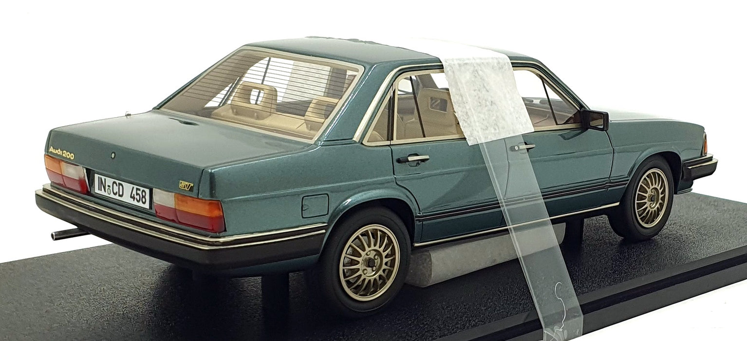 Cult 1/18 Scale Resin CML146-2 - 1980-82 Audi 200 5T Type 43 - Met. Green