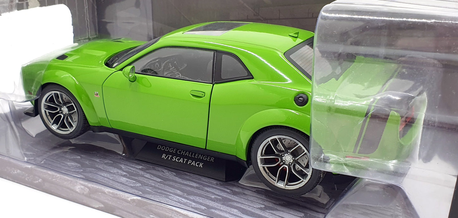 Solido 1/18 Scale Diecast S1805704 - 2020 Dodge Challenger Scat Pack - Green