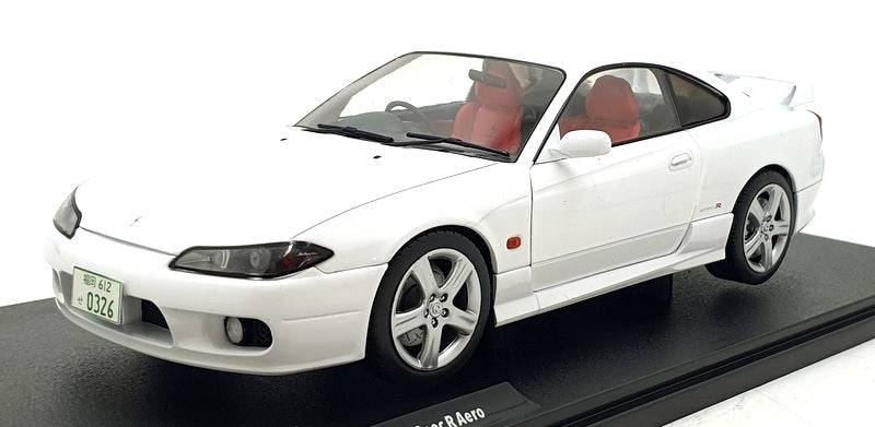 Solido 1/18 Scale S1812201 - 1999 Nissan Silvia S15 Spec R Aero - Aero White