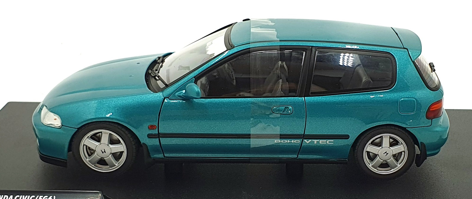 Solido 1/18 Scale Diecast S1810405 - 1991 Honda Civic (EG6) Aztec - Met. Green