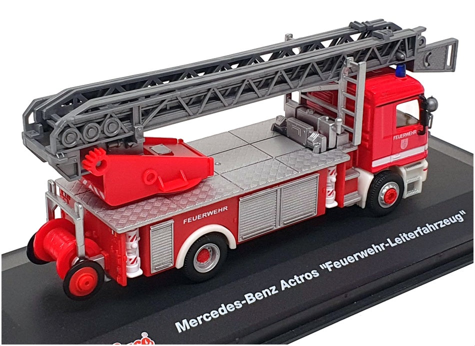 Schuco Junior Line 1/72 Scale 6503 - Mercedes Benz Actros Feuerwehr Fire Engine