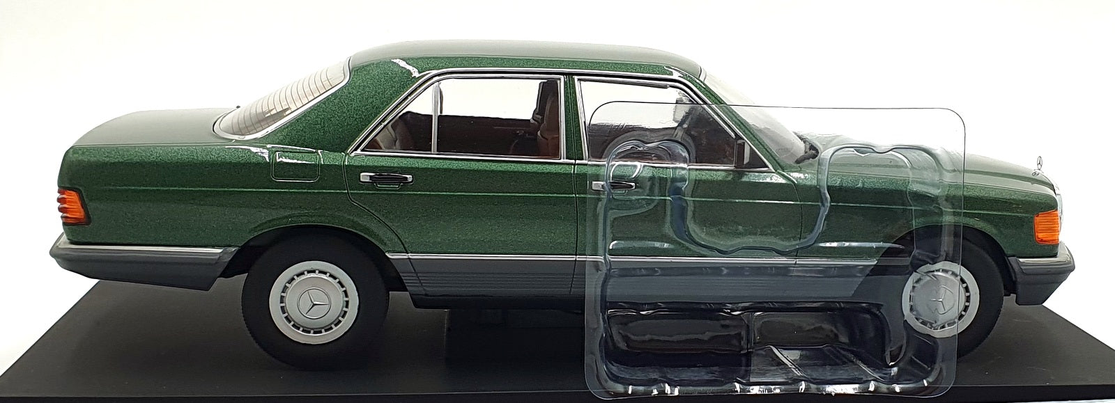 MCG 1/18 Scale Diecast MCG18549 - Mercedes-Benz S Class W126 - Met. Green