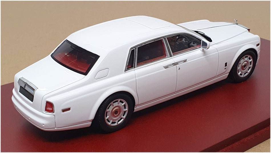 TSM 1/43 Scale TSM114324 - 2009 Rolls Royce Silver Phantom - White