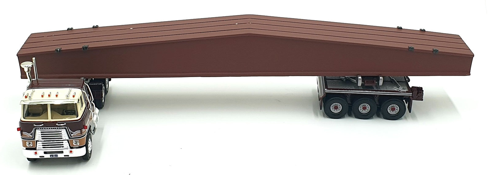 Corgi 1/50 Scale Diecast US51401 - International Transtar With Girder Load