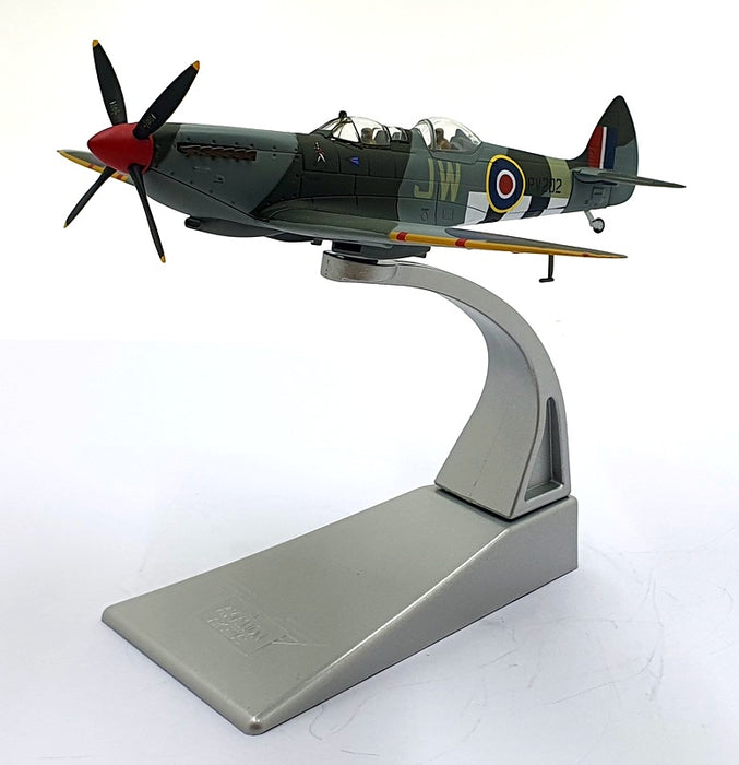 Corgi 1/72 Scale AA29204 - Supermarine Spitfire T.9 PV202/'JW' (G-CCCA)
