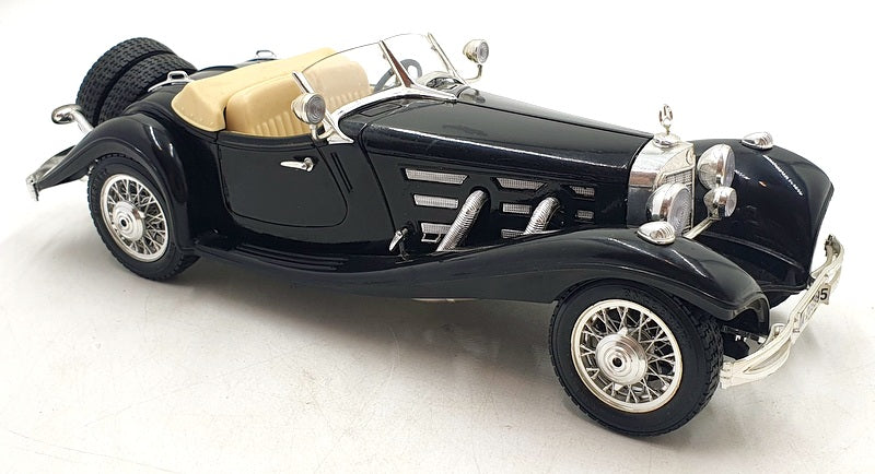 Burago 1/20 Scale Diecast 31024C - Mercedes-Benz 500K Roadster 1936 Black