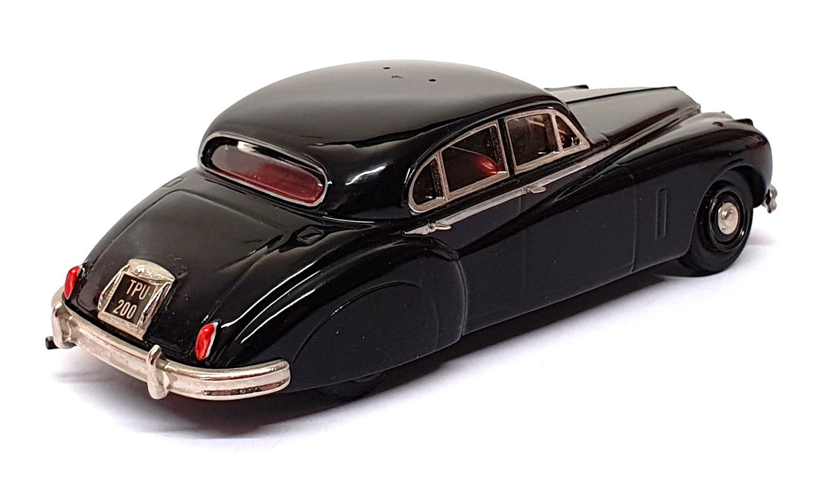 Crossway Models 1/43 Scale CS05 - Jaguar MkVII Essex Police - Black