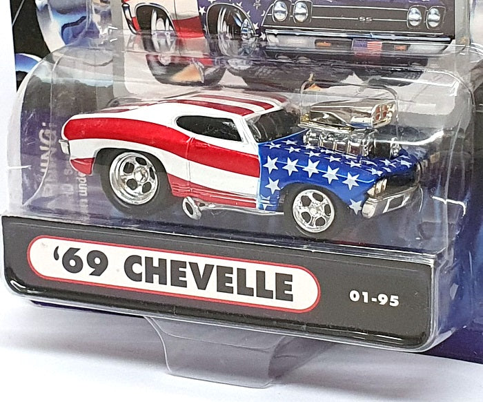 Muscle Machines 1/64 Scale 71151 01-95 - 1969 Chevrolet Chevelle Stars & Stripes