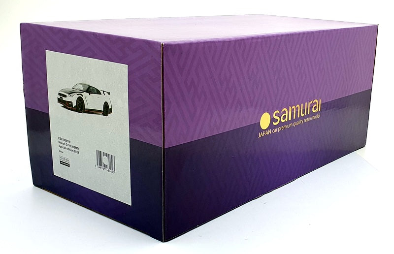 Kyosho 1/18 Scale KSR18061W  - Nissan GT-R Nismo special edition 2024 - White