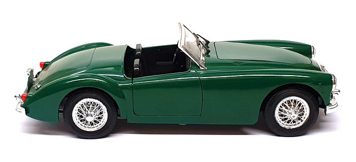 Polistil 1/16 Scale Diecast 25625D - MG MGA Twin-Cam - Green