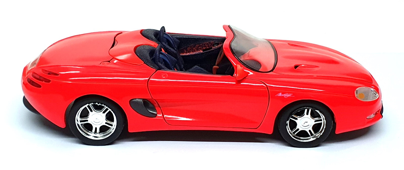 Maisto 1/18 Scale Diecast 26725B - Ford Mustang Mach III - Red