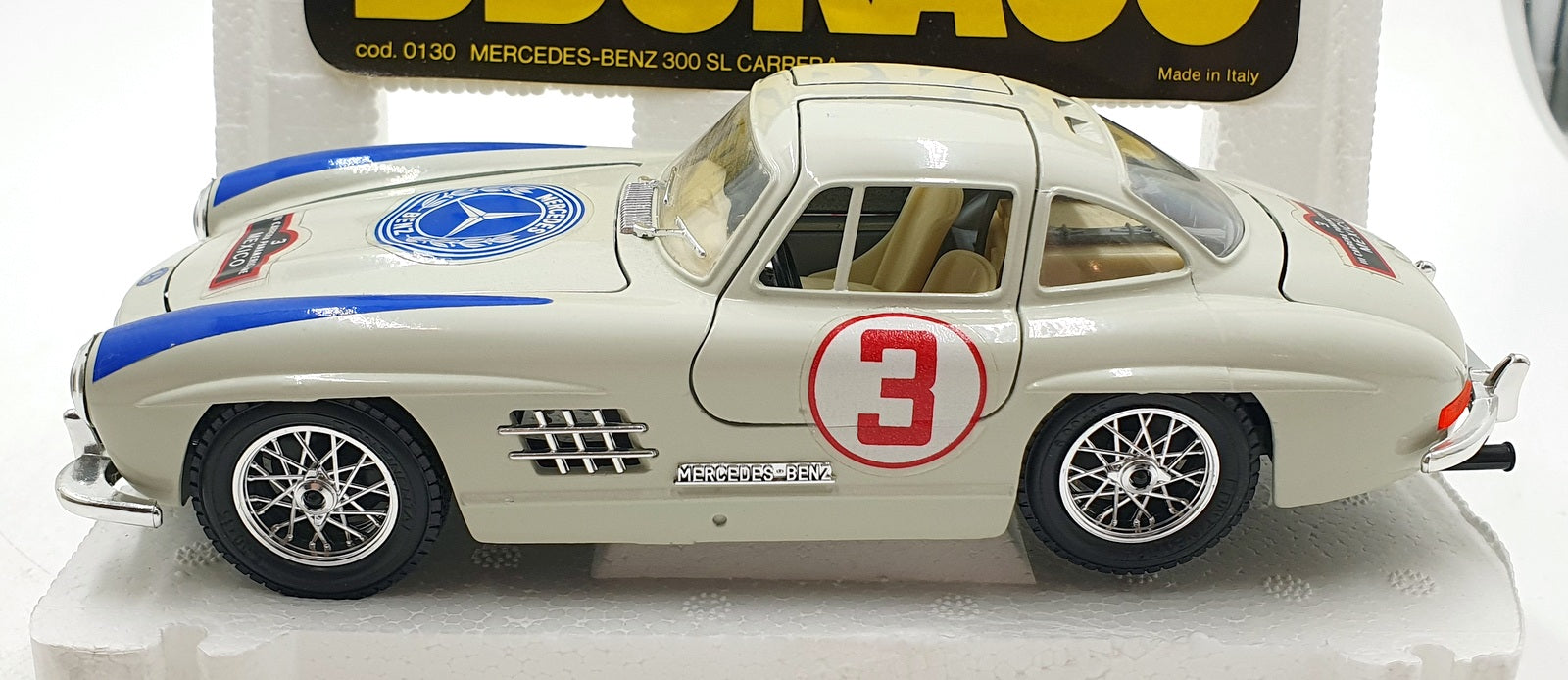 Burago 1/24 Scale Diecast 0130 - Mercedes-Benz 300SL Carrera 1954 - White