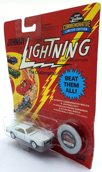 Johnny Lightning 1/64 Scale 100-112 - The Challengers Custom Tornado Car - White
