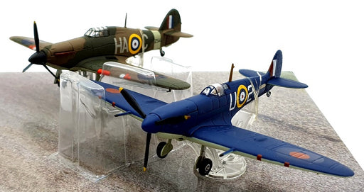Corgi 1/72 Scale Diecast AA99182 - Merlins Over Malta 2 Piece Set