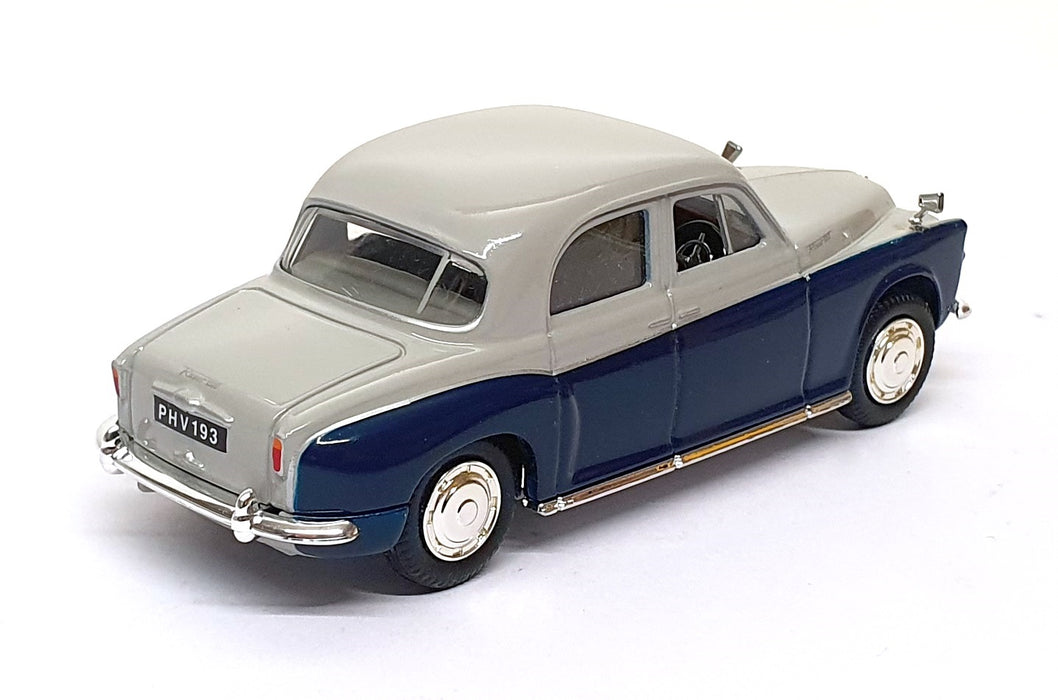 Vanguards 1/43 Scale Diecast VA19004 - Rover P4 - Blue/Grey