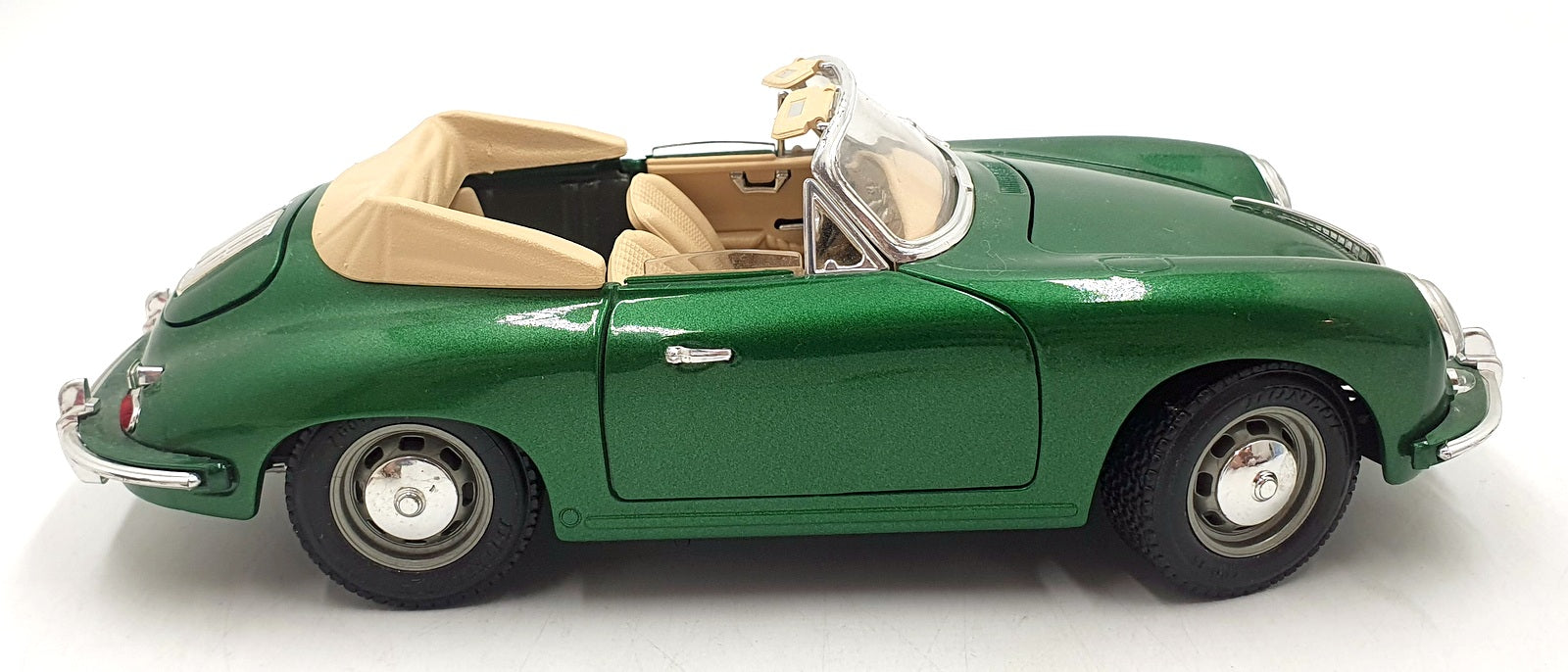 Burago 1/18 Scale Diecast 3051 - Porsche 356B Cabriolet 1961 - Met Green