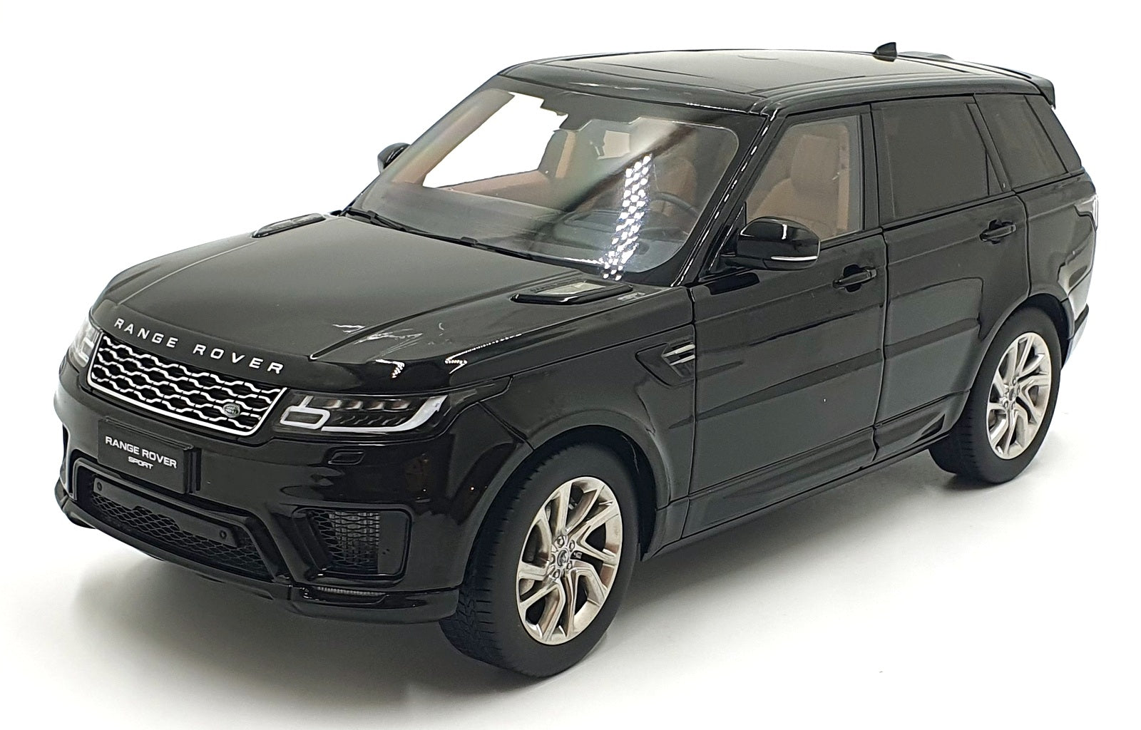 Whelart 1/18 Diecast WA18-30-01 - 2018 Range Rover Sport - Black