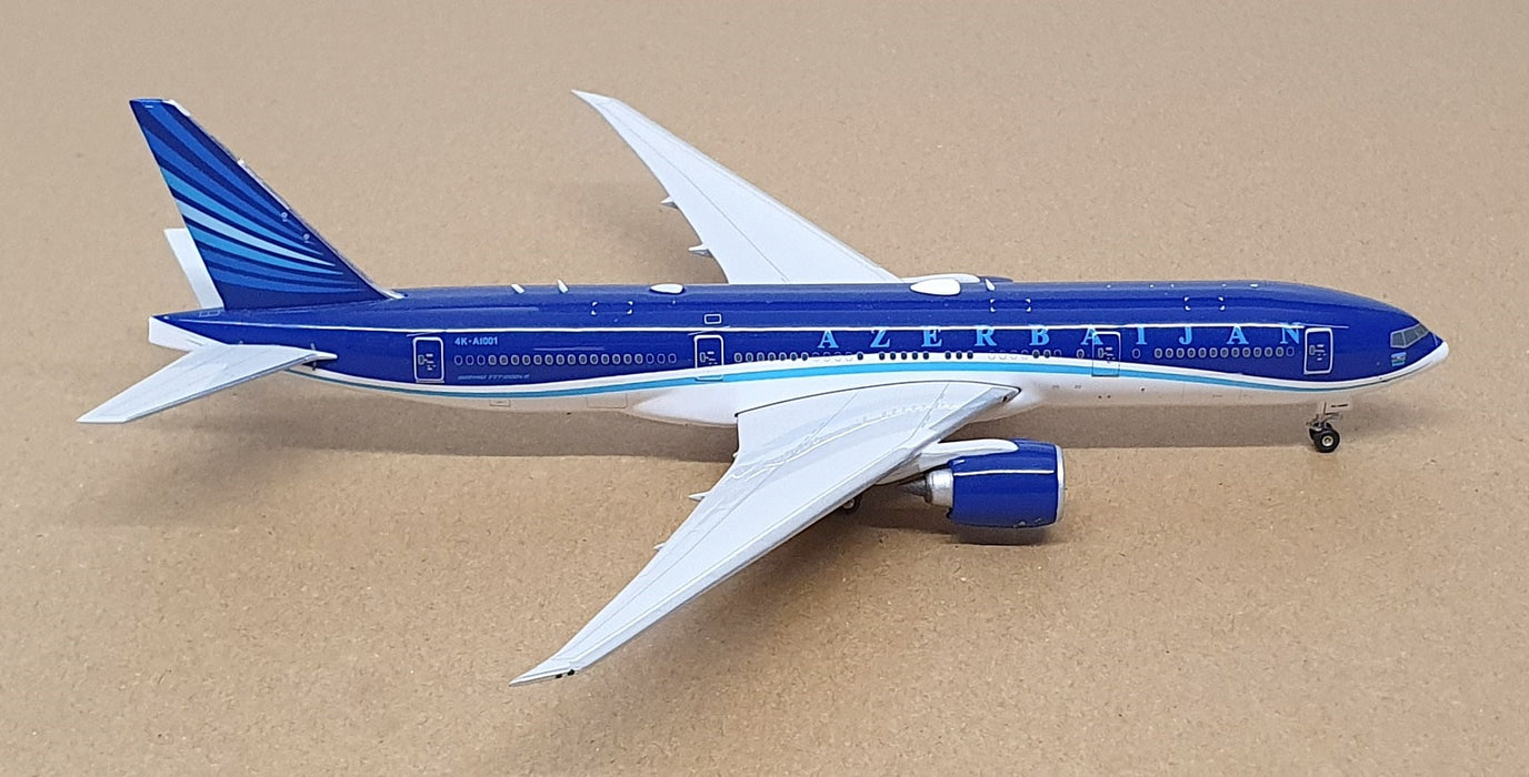 Phoenix 1/400 Scale 11599 - Boeing 777-200LR Aircraft Azerbaijan 4K-AI001