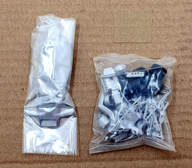 S.R.C. Models 1/43 Scale Unbuilt Kit 02 1971 Yardley BRM P160