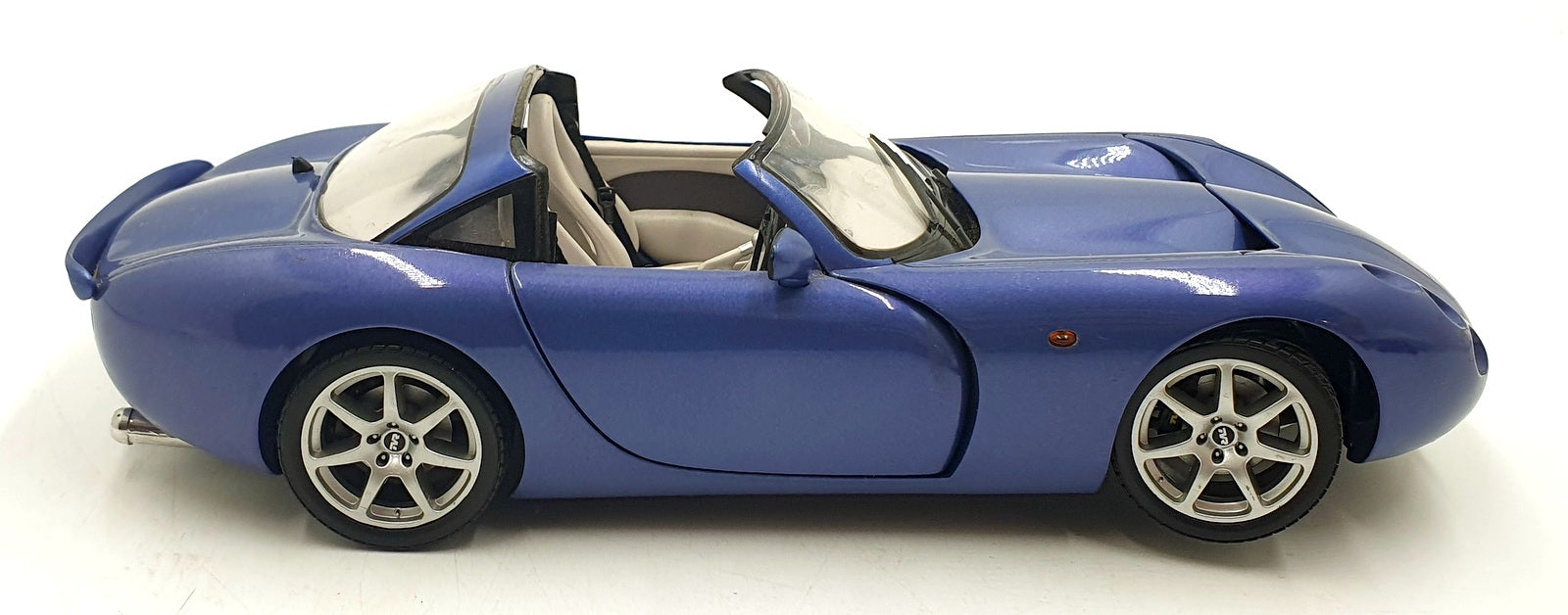 Jadi 1/18 Scale Diecast 23426F - TVR Tuscan S - Met Purple