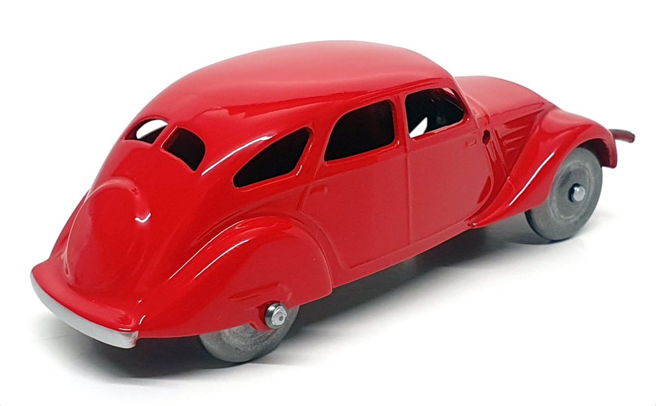 Atlas Editions Dinky Toys 24K - Peugeot 402 - Red