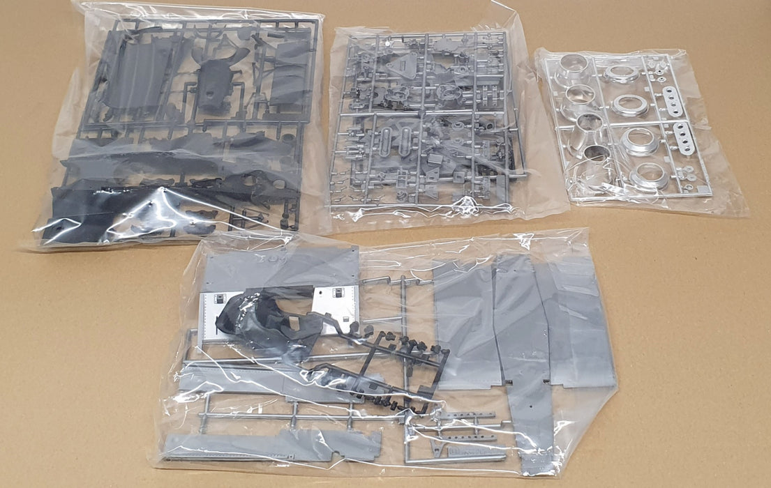 Tamiya 1/12 Scale Unbuilt Kit BS1222 - F1 Team Lotus Mk.III JPS #5 Race Car