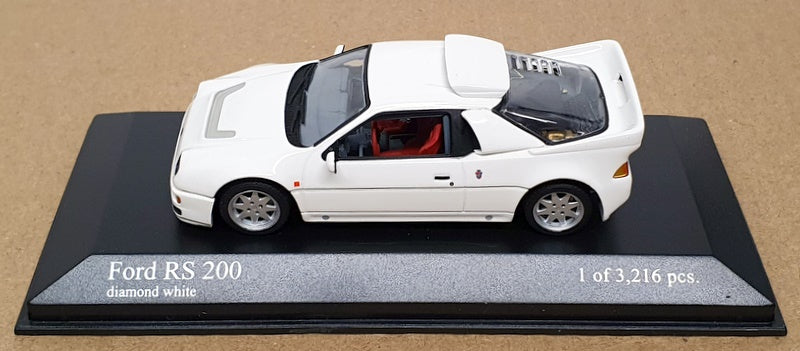 Minichamps 1/43 Scale 430 080200 - Ford RS 200 - Diamond White