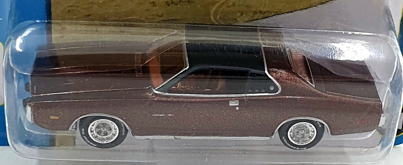 Johnny Lightning 1/64 Scale JLCG004 - 1973 Dodge Charger SE - Met. Brown