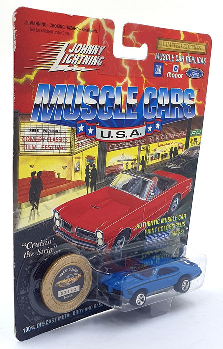Johnny Lightning 1/64 Scale 200-160 - Muscle Cars 1969 Pontiac GTO Judge - Blue