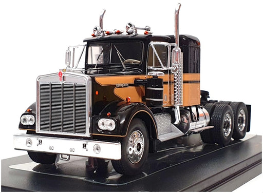 Ixo 1/43 Scale TR144.22 - 1976 Kenworth W900 Truck - Smokey & The Bandit