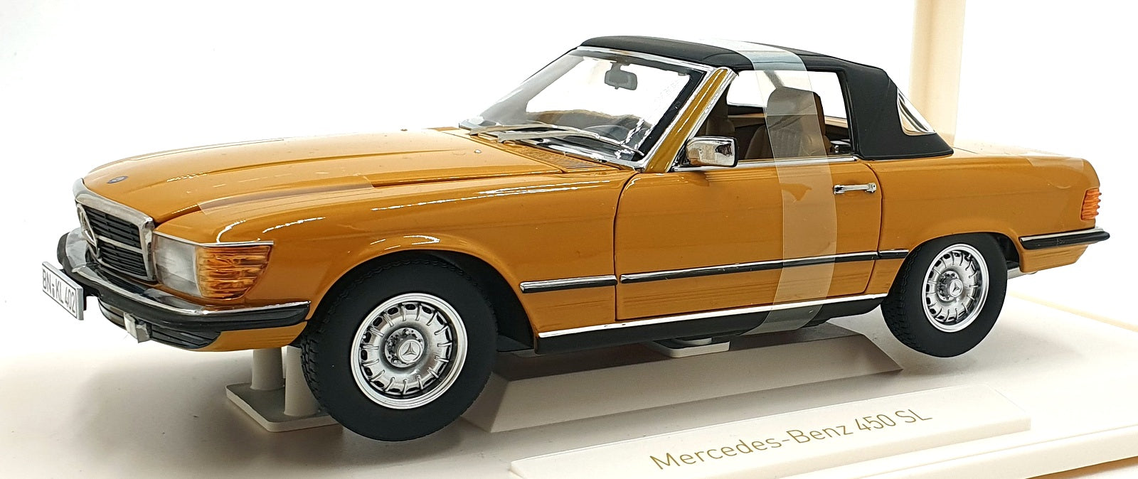 Norev 1/18 Scale 183873 - 1975 Mercedes Benz 450 SL - Cayenne Orange