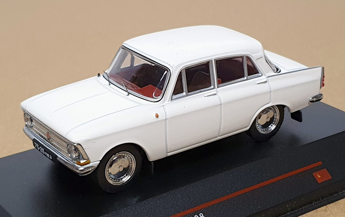 IST Models 1/43 Scale Diecast IST102 - 1968 Moskwitch 408 - Off White