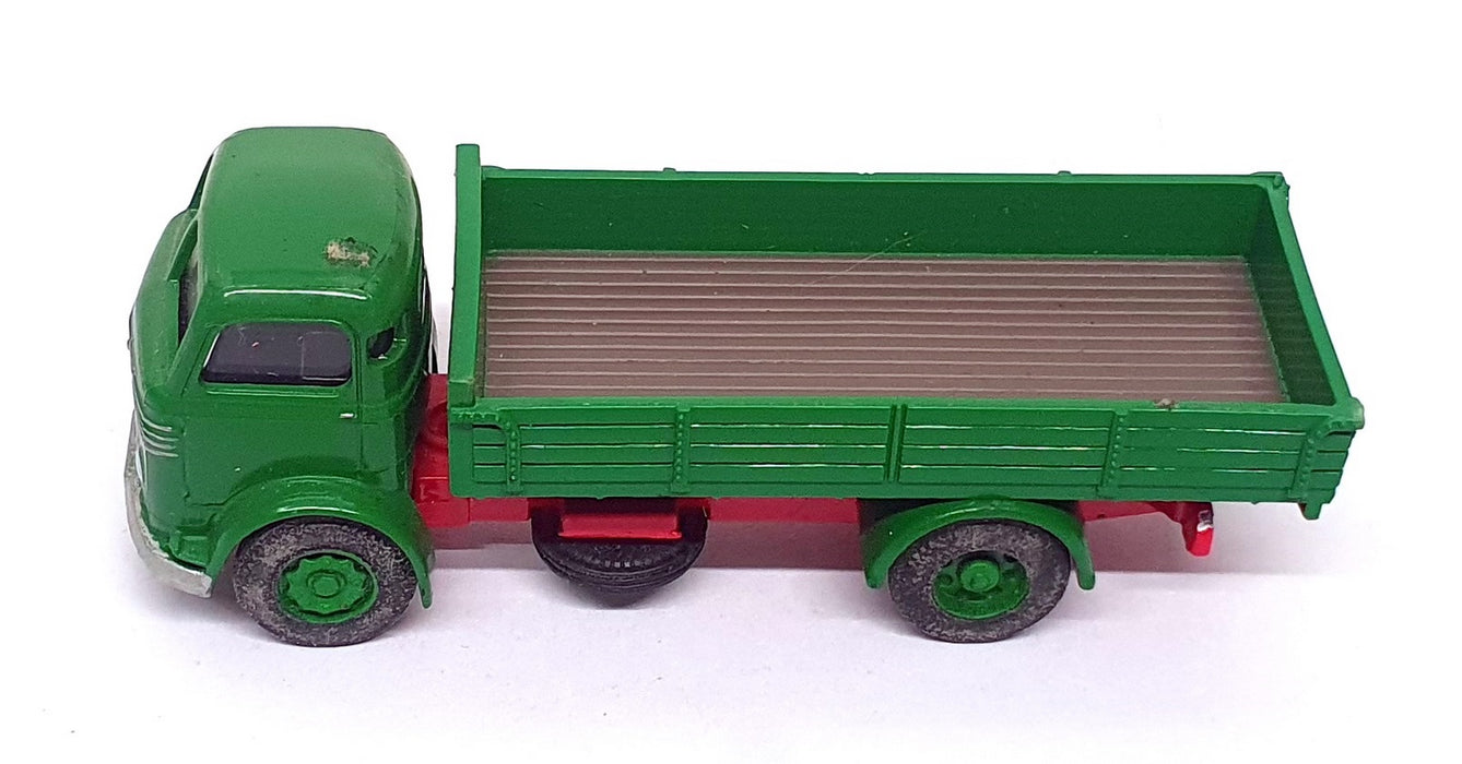 Base Toys 1/76 Scale Diecast LC-02 - Commer Dropside Truck - Green