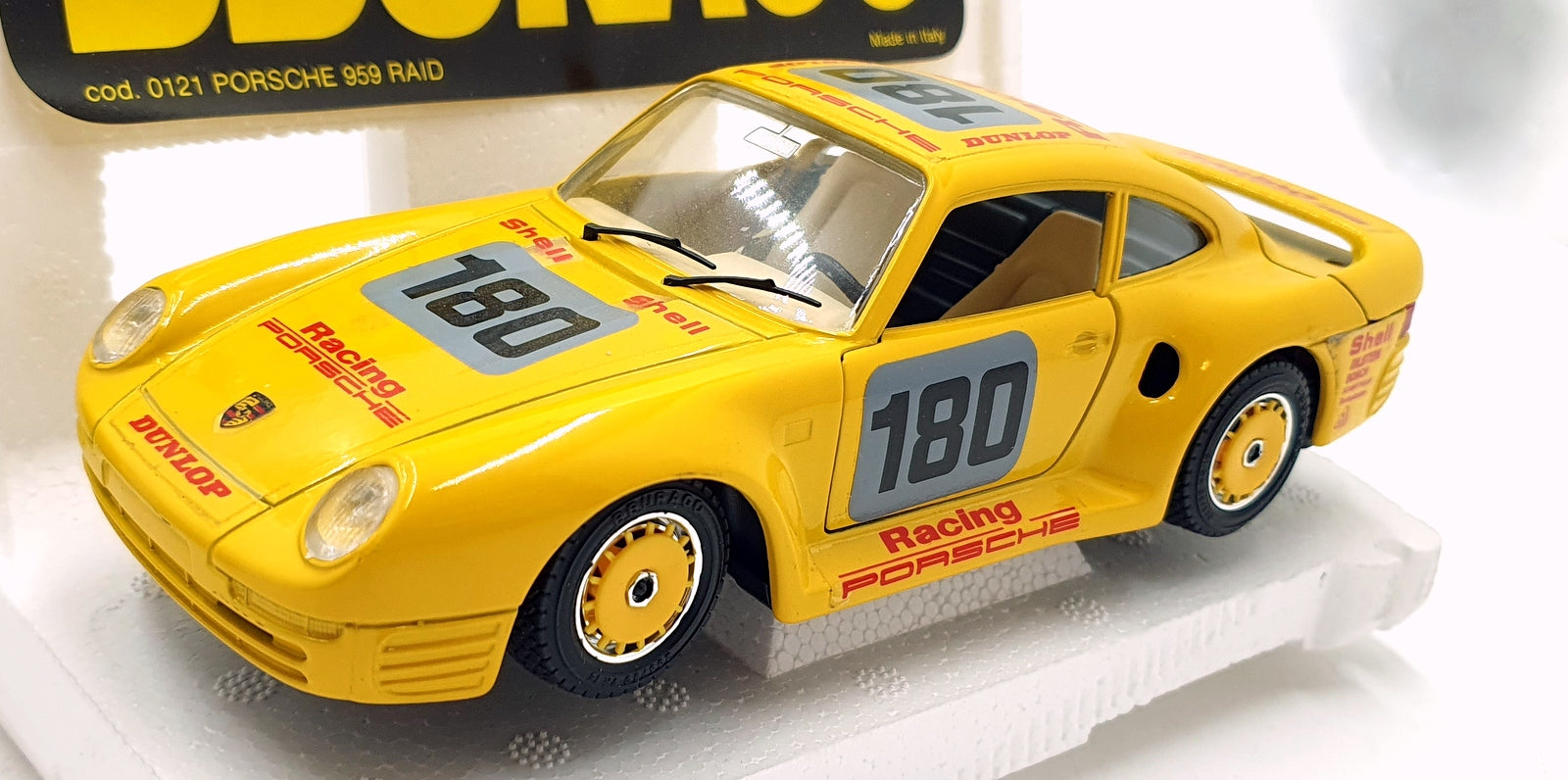 Burago 1/24 Scale Diecast 0121 - Porsche 959 Raid #180 - Yellow