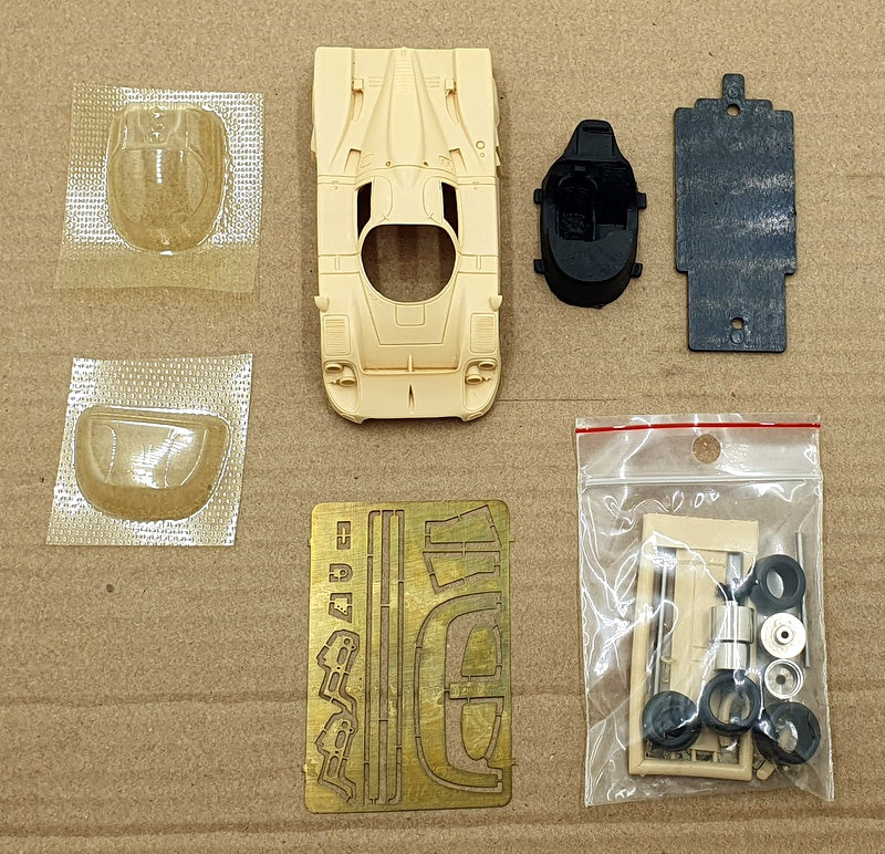 Starter 1/43 Scale Unbuilt Kit ST0503A - Jaguar XJR9 Castrol Daytona 1989