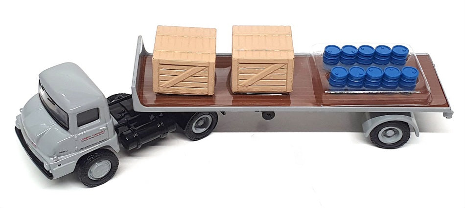 EFE 1/76 Scale 33201 - Trader Articulated Flatbed Lorry London Transport - Grey