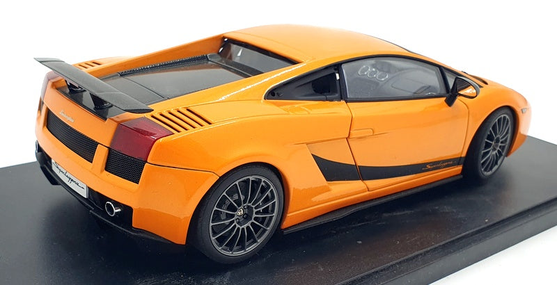 Autoart 1/18 Scale 74581 - Lamborghini Gallardo Superleggera - Met Orange